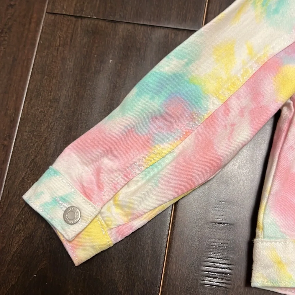 Old Navy Toddler Girls Rainbow Dip dyed tie dyed denim jacket!
